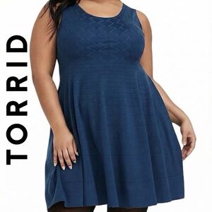 3X EUC Torrid Navy Blue Diamond Knit Skater Sweater Dress Sleeveless Plus Size